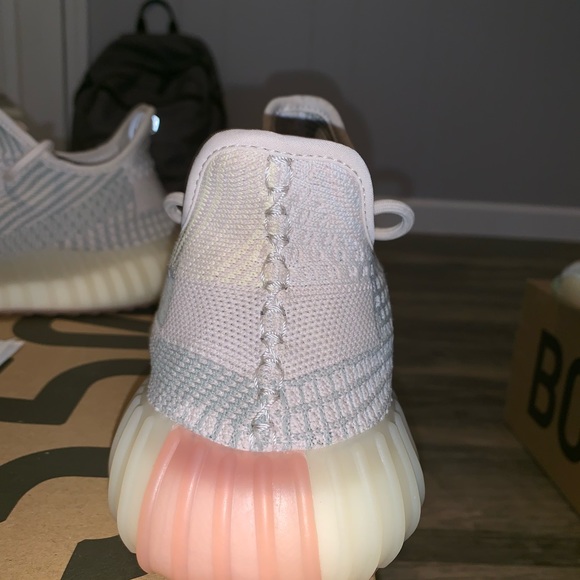 Yeezy Boost 350 V2 Citrin Size 10 - Picture 4 of 8